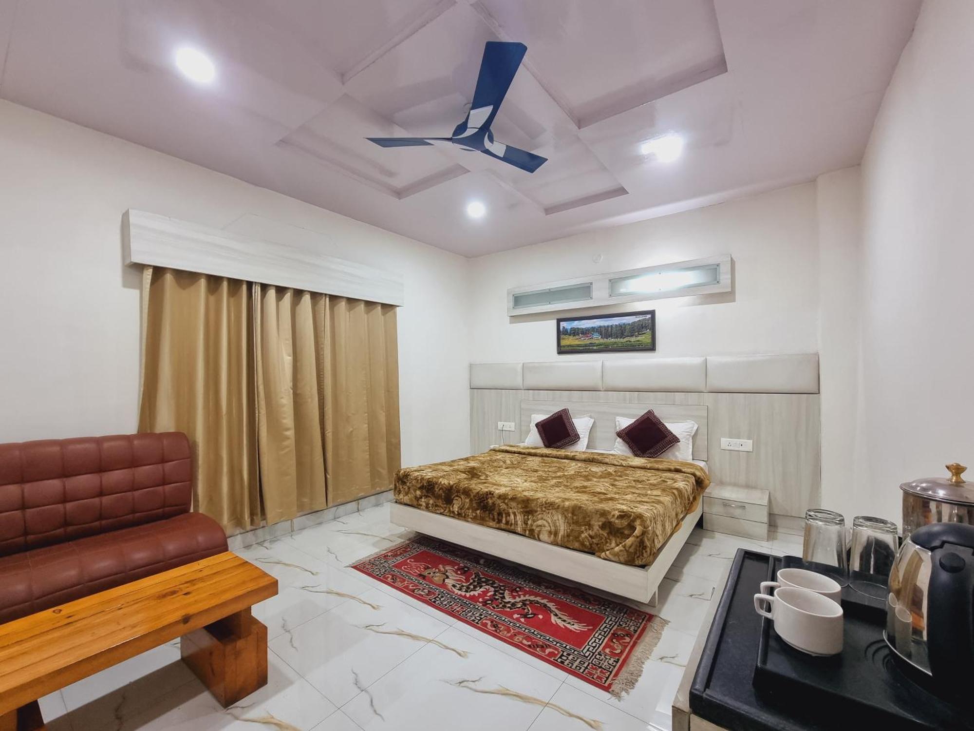 Wow Hotels Green View Dalhousie Exterior photo