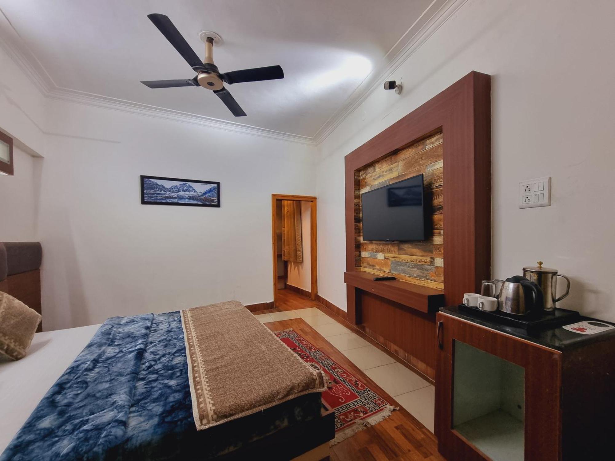 Wow Hotels Green View Dalhousie Exterior photo